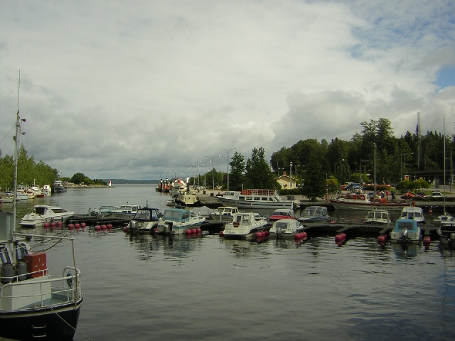 Tampere - lakeside, out near the theme park