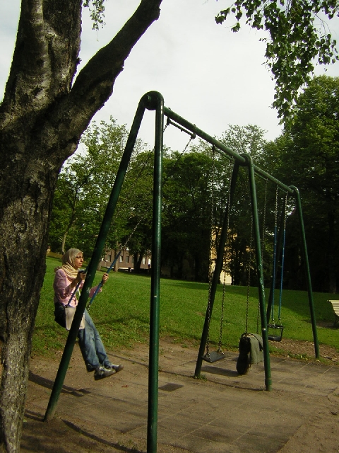 Turku - Zareen enjoying the swings